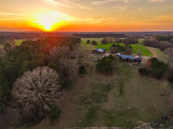 1002 Private Road 7892, Mineola, TX 75773