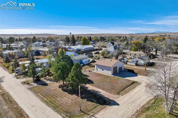 401 Cheyenne ST, Calhan, CO 80808