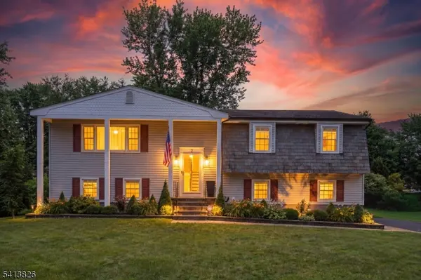 2 Norman Ln, Roxbury Twp., NJ 07876