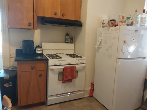 97 Easton Ave, New Brunswick City, NJ 08901