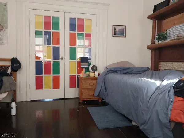 97 Easton Ave, New Brunswick City, NJ 08901