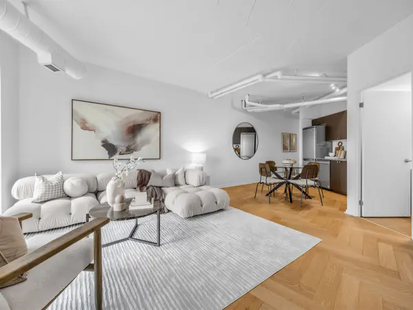 150 Sudbury ST #532, Toronto C01, ON M6J 3S8