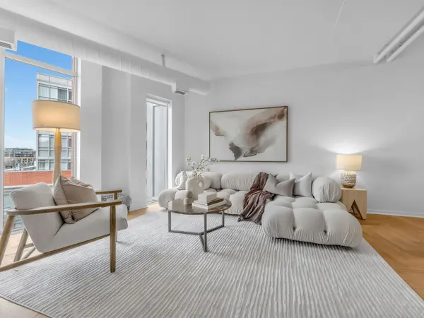 150 Sudbury ST #532, Toronto C01, ON M6J 3S8