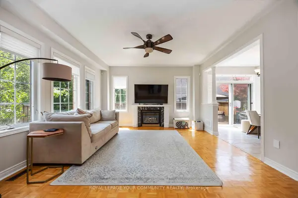 57 Turning Leaf DR, Vaughan, ON L4H 2J5