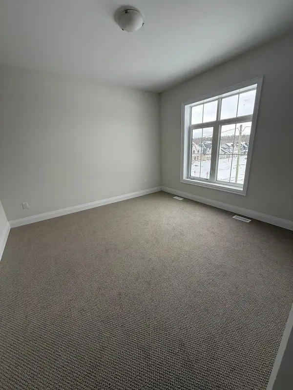 9 Herbert AVE, Oro-medonte, ON L0L 2L0