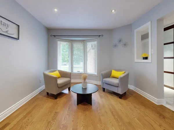 5380 Floral Hill CRES, Mississauga, ON L5V 1V3