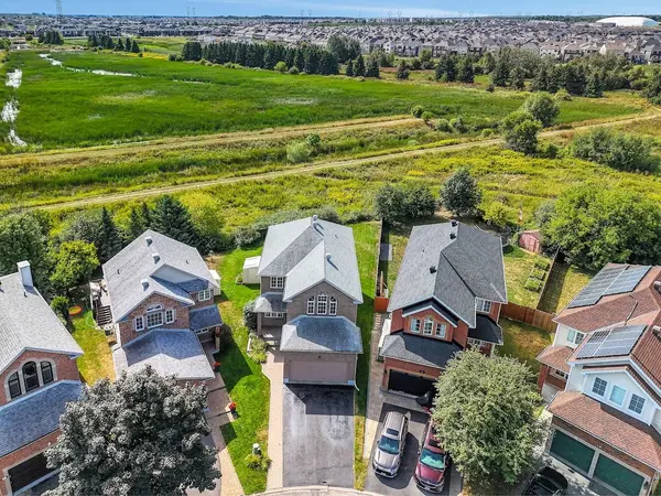 22 Dunnet CT, Kanata, ON K2V 1B5