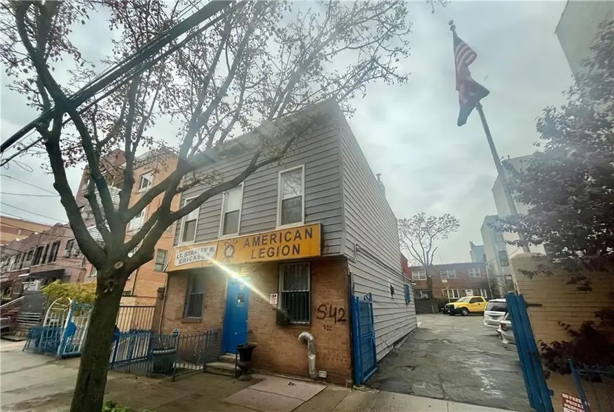 820 49th ST, Brooklyn, NY 11220