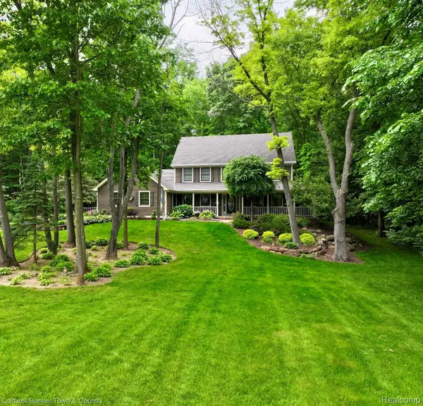 9711 Birch Run, Brighton, MI 48114