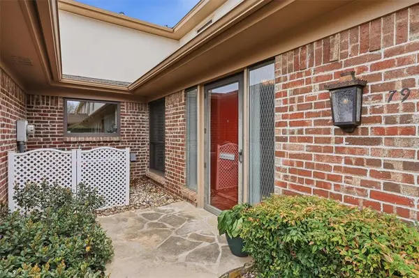 79 One Main Place, Benbrook, TX 76126
