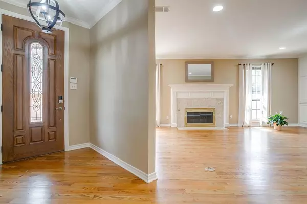 7016 Allen Place Drive, Fort Worth, TX 76116