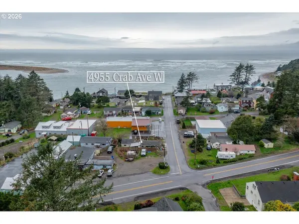 4955 CRAB AVE, Tillamook, OR 97141