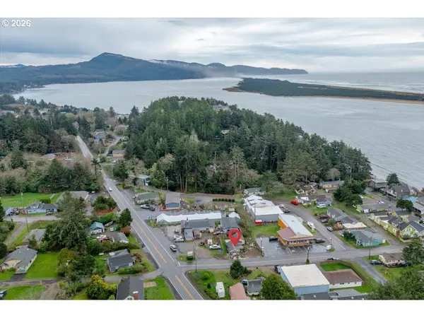 4955 CRAB AVE, Tillamook, OR 97141