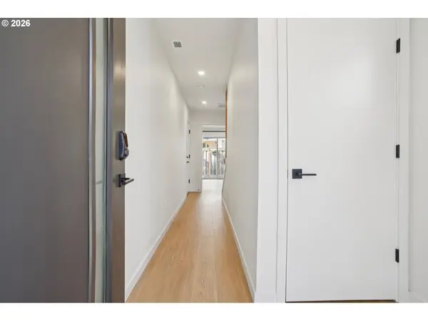 3942 SE GLADSTONE ST, Portland, OR 97202