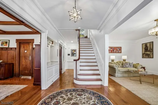 564 Sinclair Terrace, South Orange Village Twp., NJ 07079