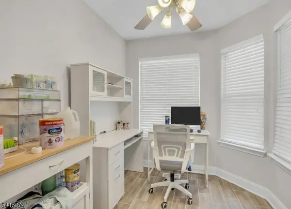 91 Delaware Ln #91, Branchburg Twp., NJ 08876