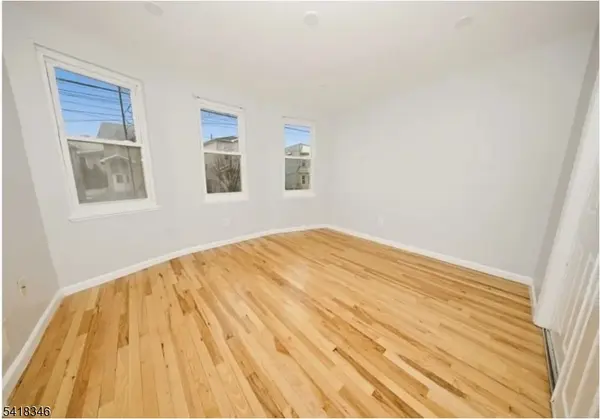 437 Elm St #3R, Kearny Town, NJ 07032