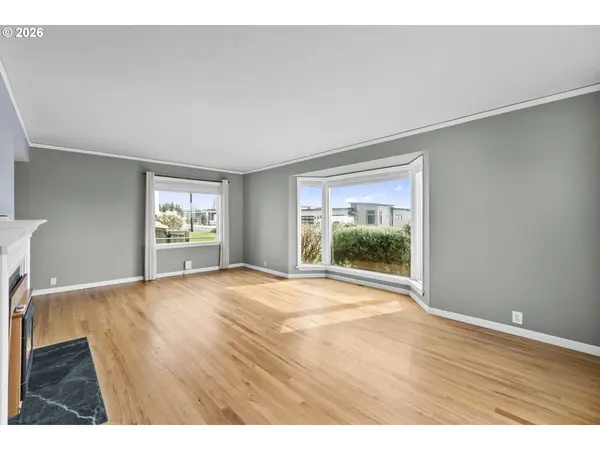 2412 E 6TH ST, Vancouver, WA 98661