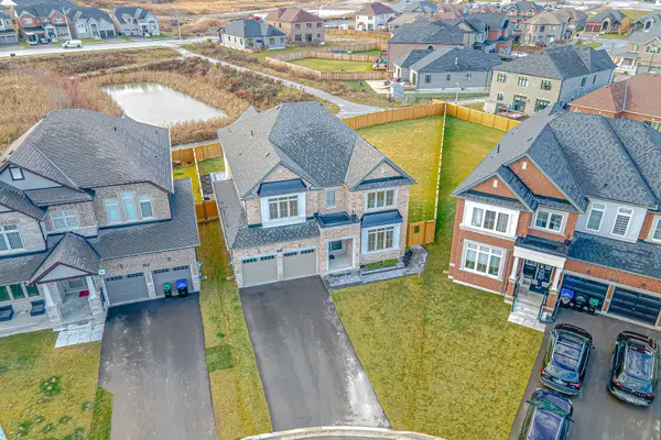 1727 Corsal CT, Innisfil, ON L9S 0P8