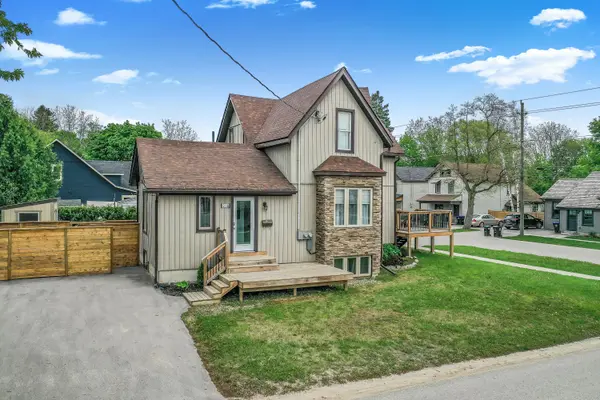 218 Fifth ST #A&B, Collingwood, ON L9Y 1X6