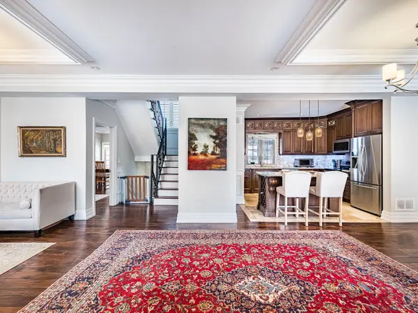 17 Lockheed BLVD, Toronto W09, ON M9P 2H5