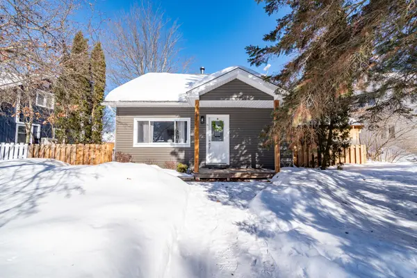 13 Spruce CRES, Deep River, ON K0J 1P0