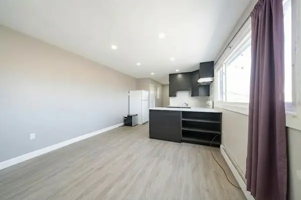 438 Highway 8 N/A ##2 Upper, Hamilton, ON L8G 1G3