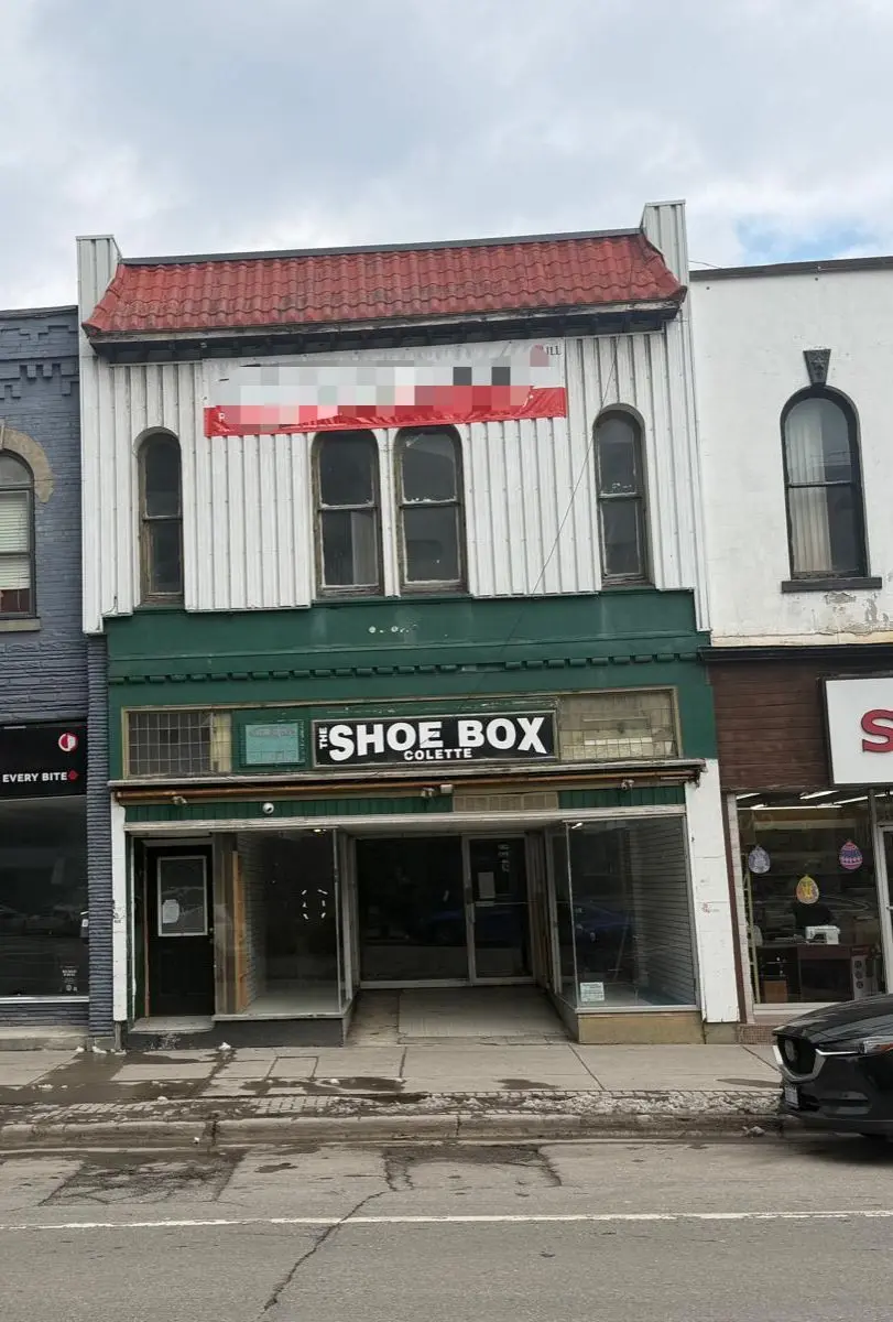 9 Simcoe ST S, Oshawa, ON L1H 4G1