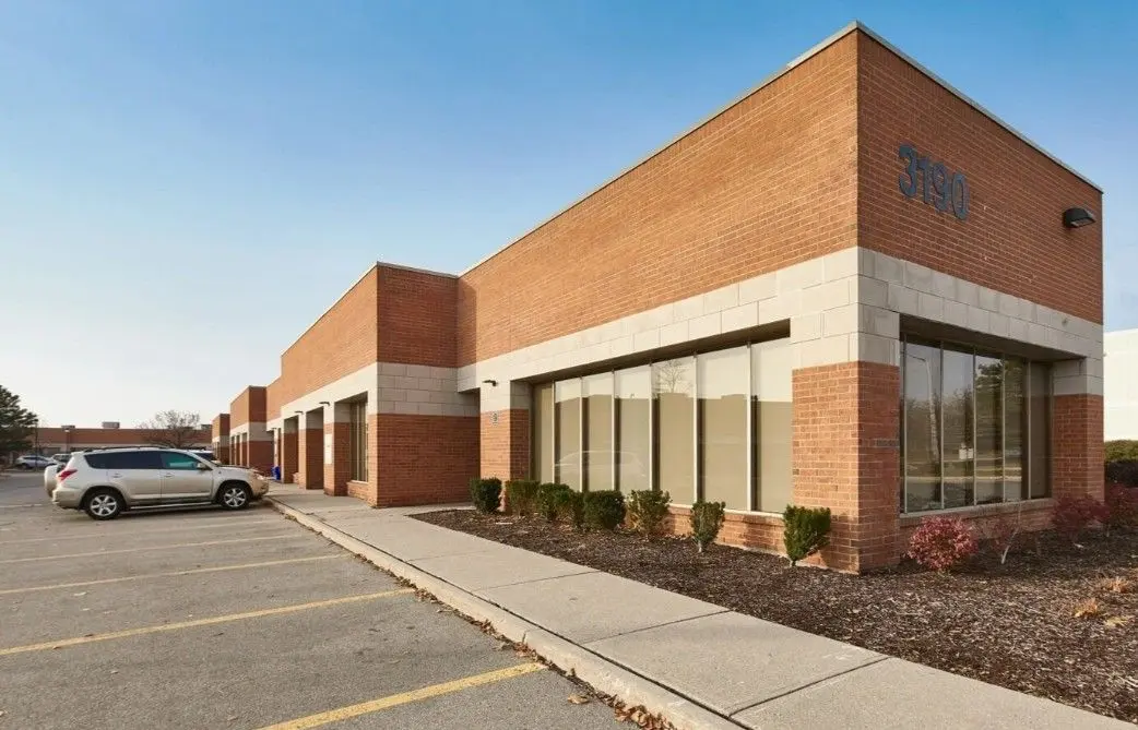 3190 Ridgeway DR #3, Mississauga, ON L5L 5S8