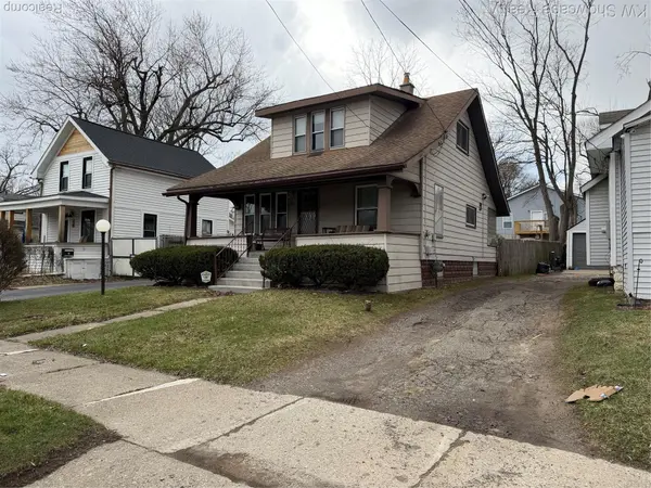 24 S Roselawn ST, Pontiaccity_oakland, MI 48342