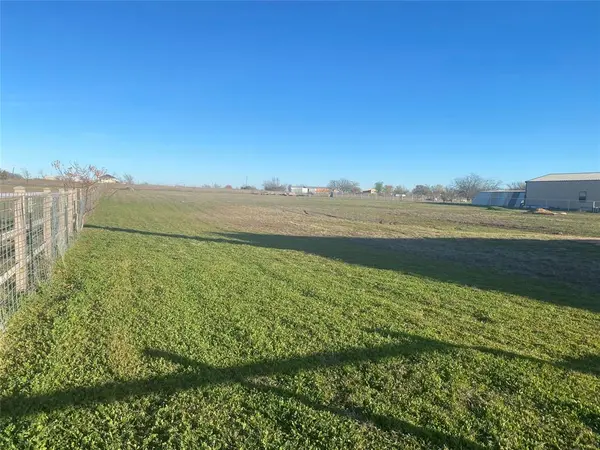 1205 Johnson Bend Road, Weatherford, TX 76088