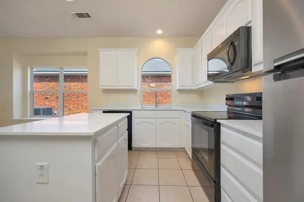 12901 Farmington Drive, Fort Worth, TX 76244