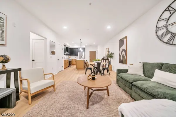 111 Encampment Ct, Montville Twp., NJ 07082