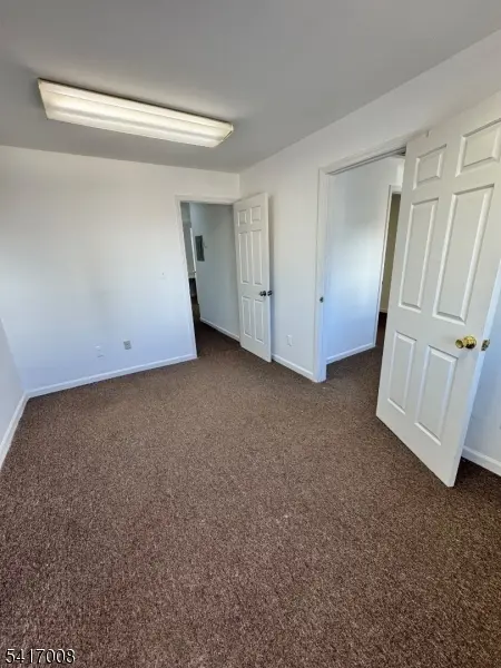 12-18 River Rd, Fair Lawn Boro, NJ 07410