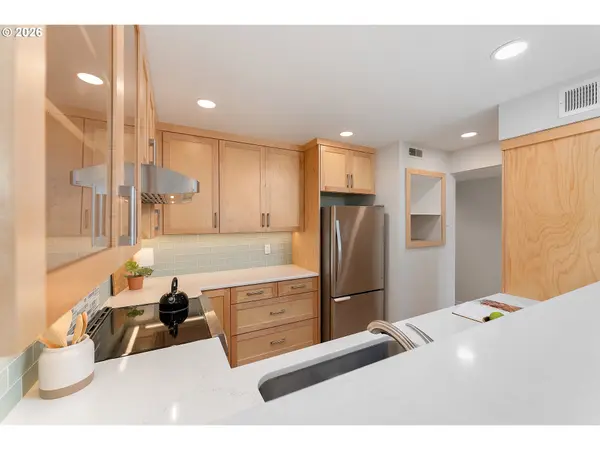 1320 SW HALL ST #202, Portland, OR 97201