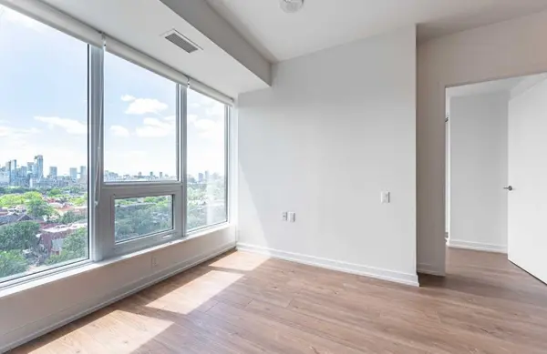 203 College ST #2601, Toronto C01, ON M5T 1P9