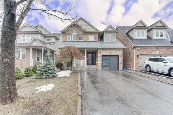 66 Earl Stewart DR, Aurora, ON L4G 7P4