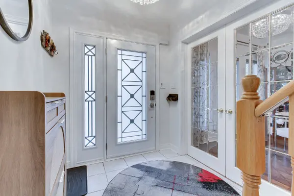 66 Earl Stewart DR, Aurora, ON L4G 7P4