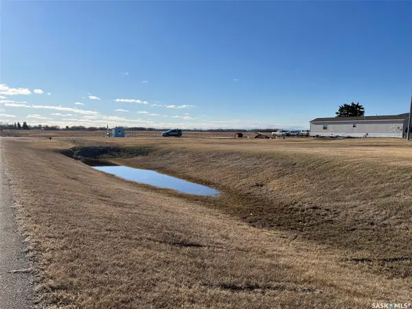 21 Adelaide STREET, Manor, SK S0C 1R0