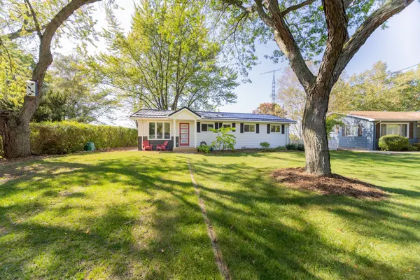 72553 Princess ST, Bluewater, ON N0M 2T0