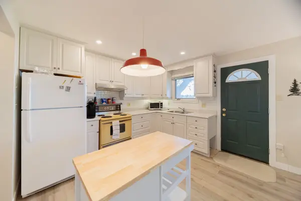 72553 Princess ST, Bluewater, ON N0M 2T0