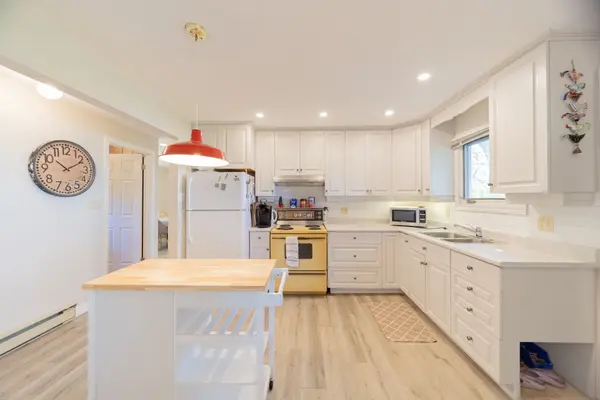 72553 Princess ST, Bluewater, ON N0M 2T0