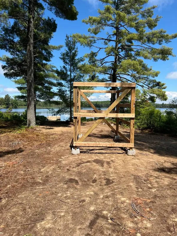 221 WOODLAND DR, Mcmurrich/monteith, ON P0A 1Y0