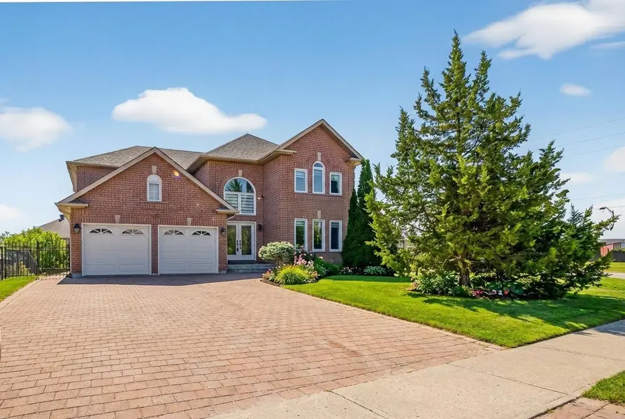 372 Crofters RD, Vaughan, ON L4L 8Y3