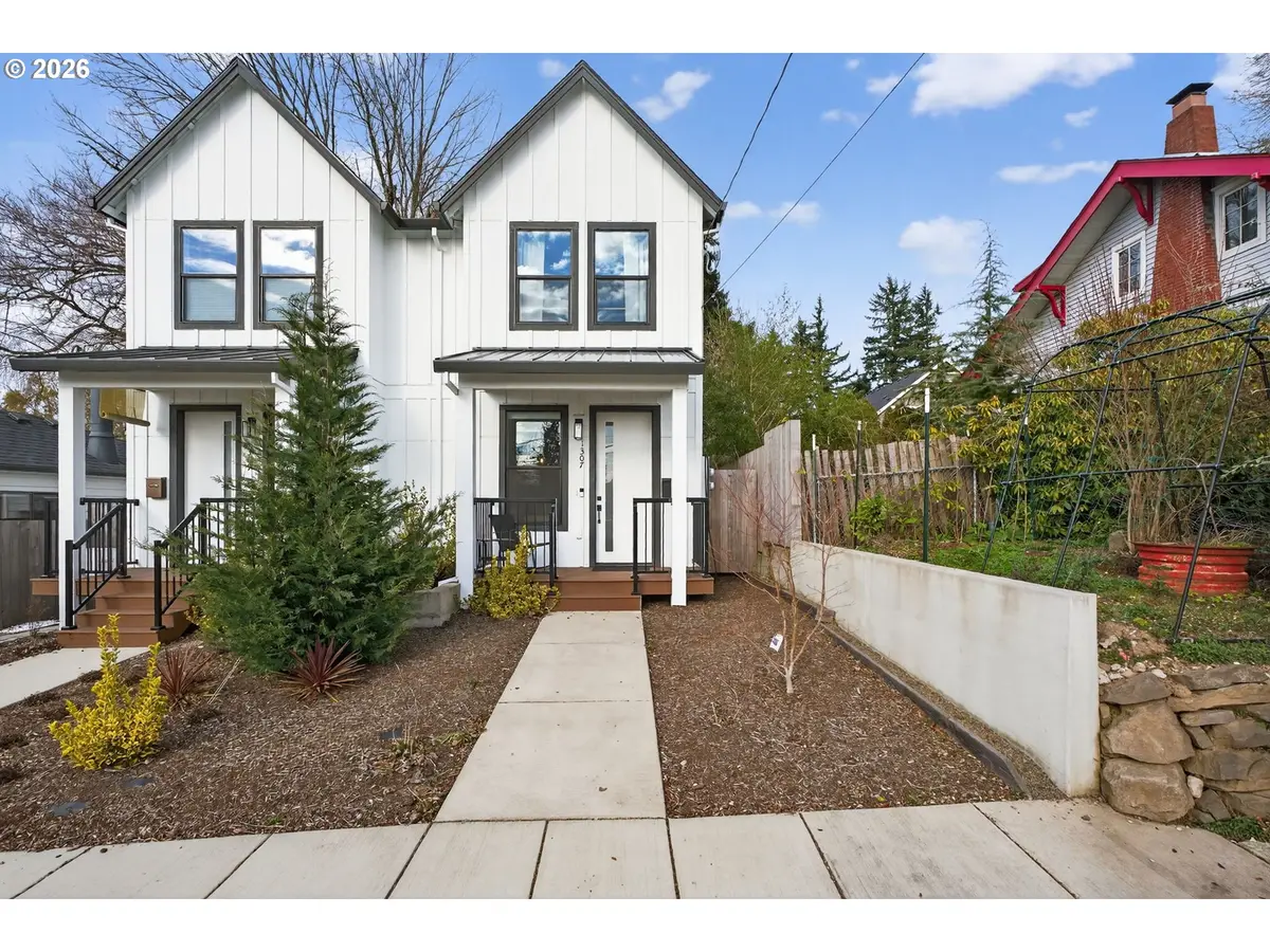 1307 SW CARSON ST, Portland, OR 97219