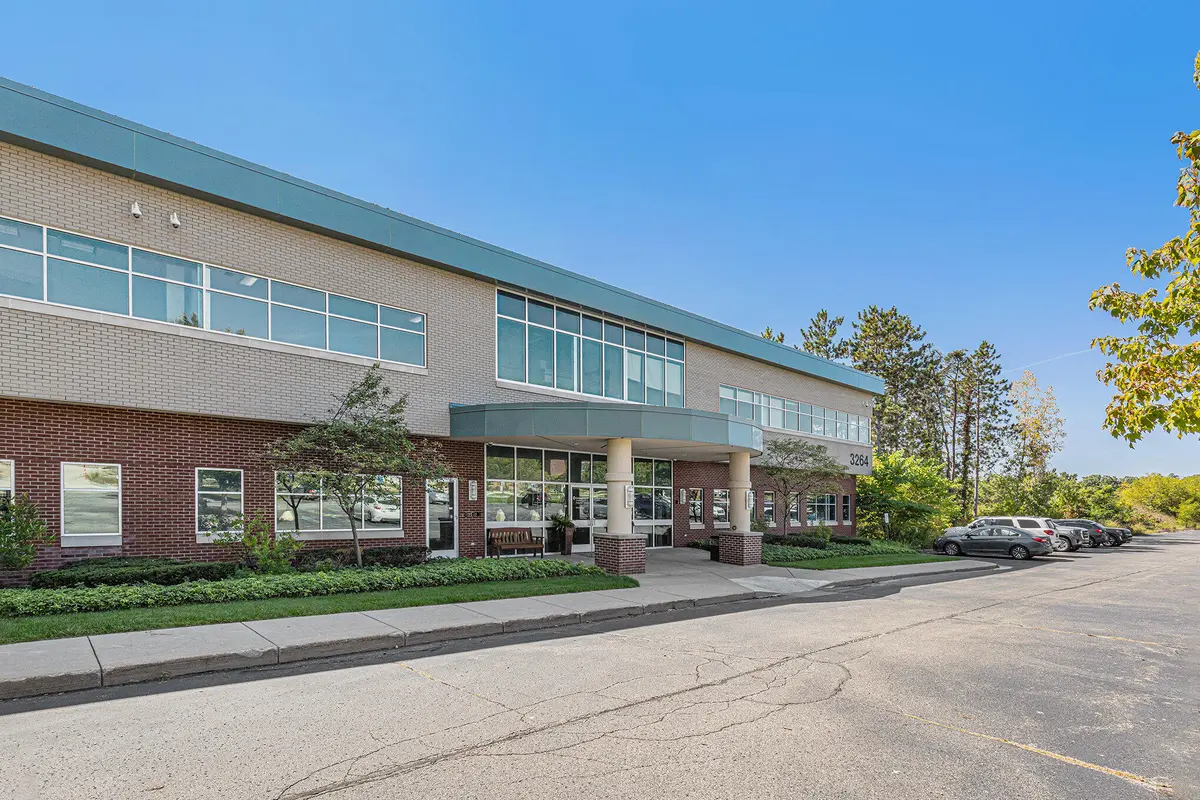 3264 N Evergreen DR NE, Grand Rapids Twp, MI 49525