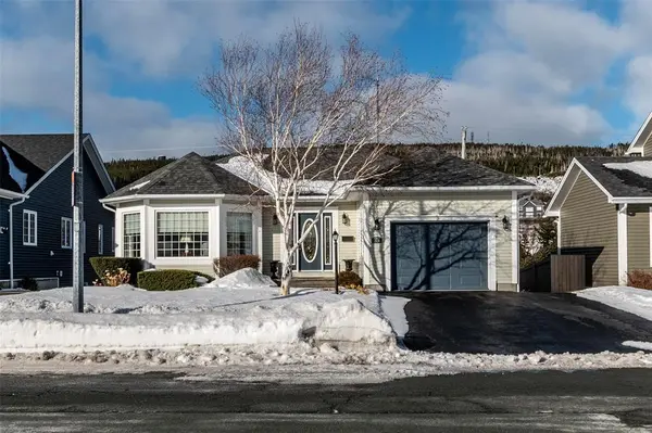 33 Goldeneye Place, Mount Pearl, NL A1N 5E1