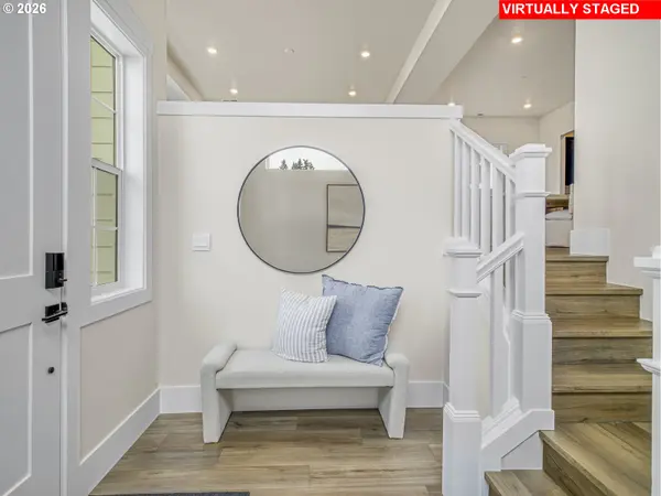 11898 SW Strobel RD, Beaverton, OR 97007