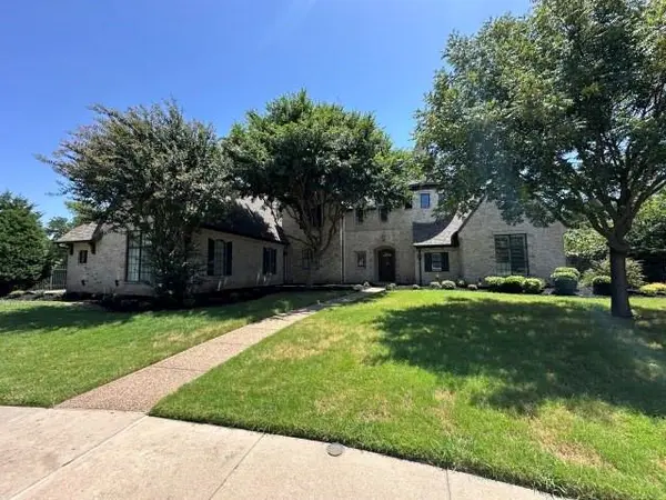 801 Glenmont Road, Keller, TX 76248