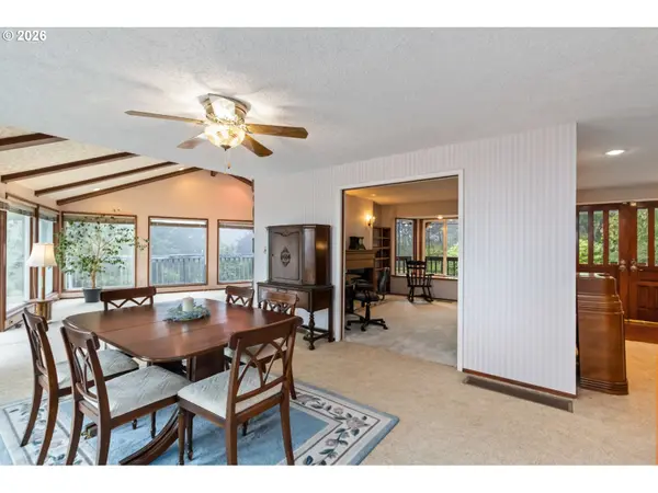 23619 NE ELKHORN DR, Brush Prairie, WA 98606